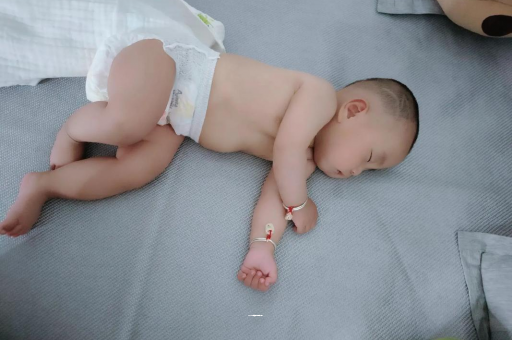 大理怀孕多久肚子会胀气